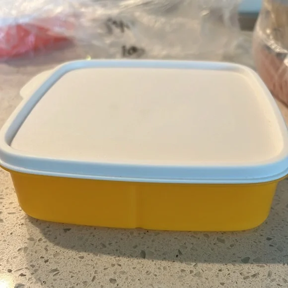 Tupperware Lunch it Containers 2pc NWT - Picture 5 of 5